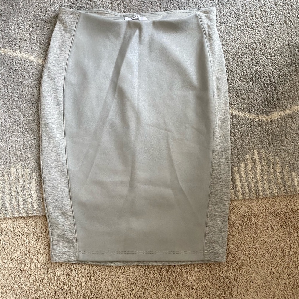 Bailey 44 Pencil Skirt